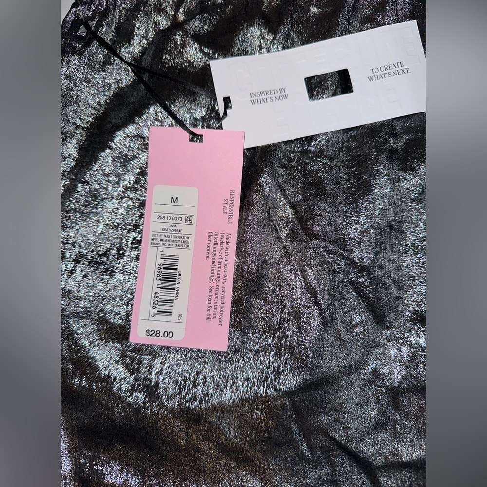Future Collective Metallic Silver Shorts Women’s Alani Noelle Size M NWT - Picture 7 of 8